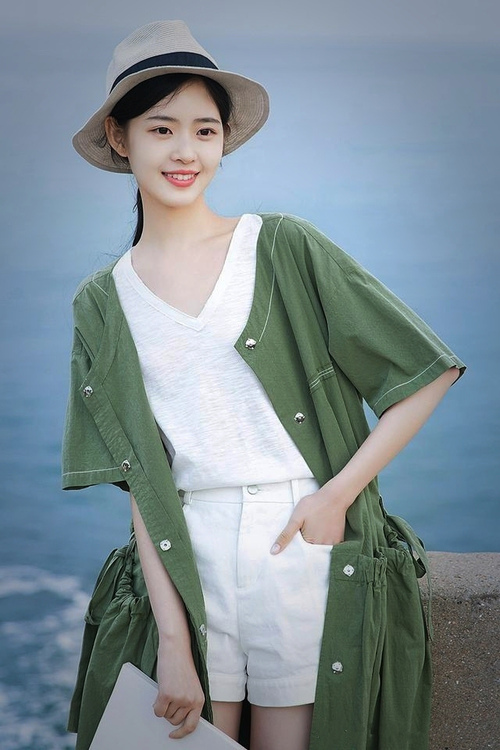 Jiuyou-在男双决赛中，王楚钦与樊振东以4-0战胜韩国组合，助力中国队实现男双项目的三连冠。