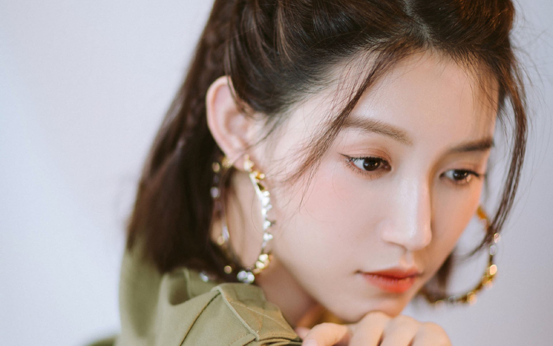 赛事官方公布最佳阵容我队三名球员入选展现核心实力,最佳阵容球员资料